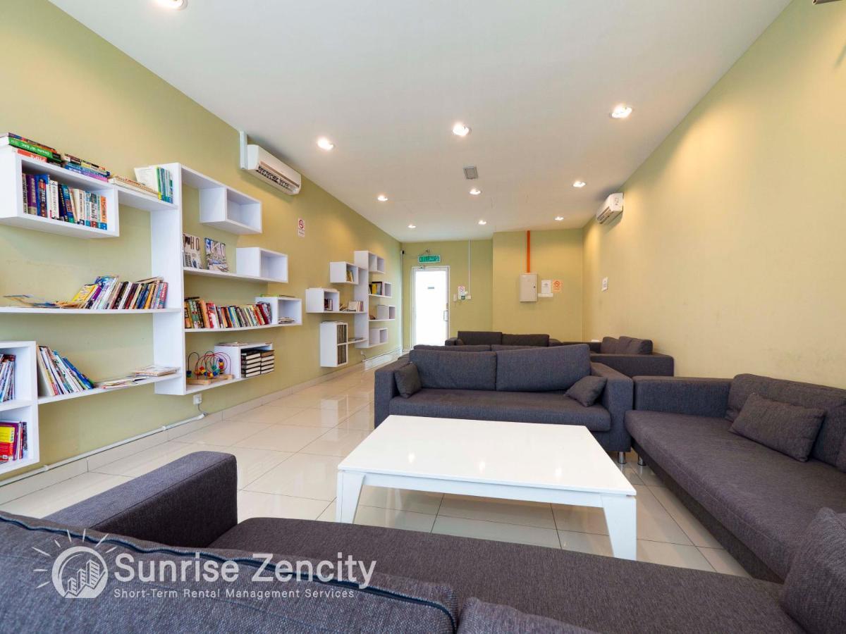 Seaview Condo Near Rf Mall, Food Court & Free Netflix Johor Bahru Extérieur photo